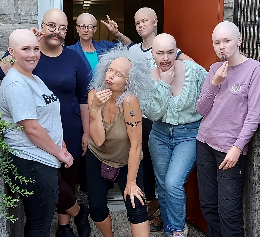 6 Group bald